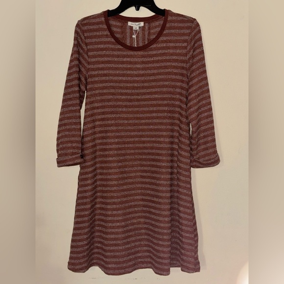 Simply Noelle Brown Striped 3/4 Sleeves Dress - Picture 1 of 8